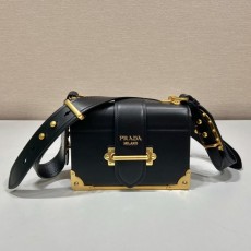 프라다 PRADA 카이에 숄더 백